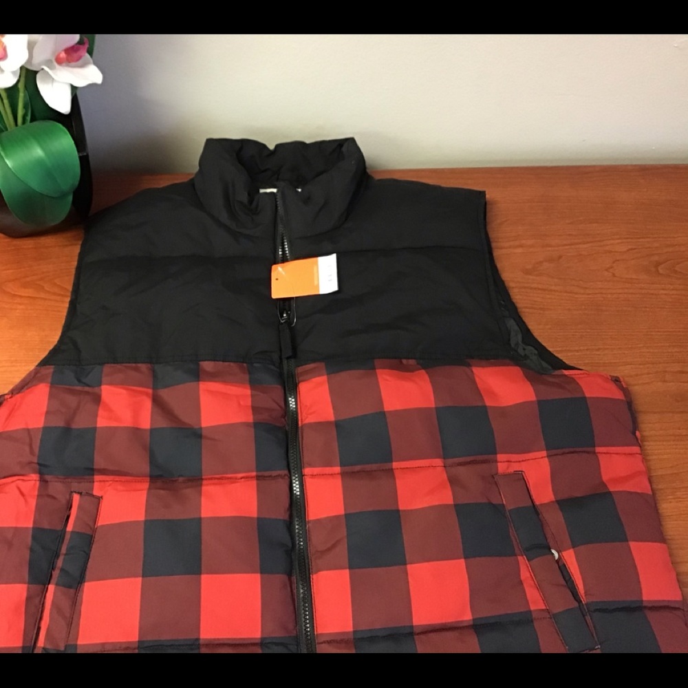 Vest - Picture 4 of 6